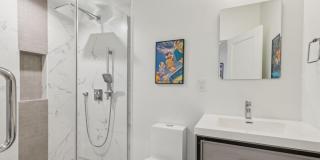 527 BROWN Street Gallery 36