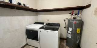2072 Pats Place Gallery 16