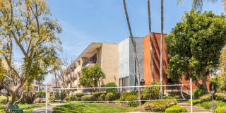 The Plaza at Sherman Oaks Gallery 35