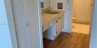 16751 NE 9th Ave Gallery 5