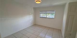 1595 NE 125th St Gallery 12