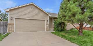 Central 3-Bedroom Ranch Home with Attached Garage Gallery 1