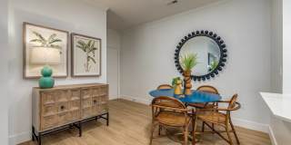 The Banks at Rivergate Gallery 9