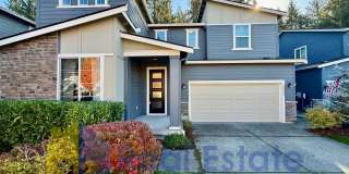 Spacious 4 Bed / 3.5 Bath Home in Easton Cove – Monroe, WA Gallery 1