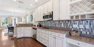 313 Lakeview Drive Gallery 12