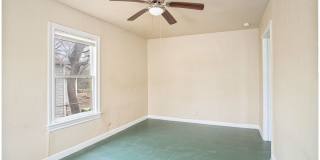 928 Poinsettia Gallery 1