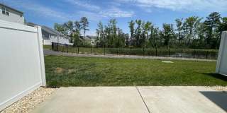 Heron | 3 Bed 2.5 Bath | Garage | 1800 sf | $2726-$2999 | 8, 9, 10, 12, 14, and 15 month lease terms Gallery 224