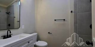 1300 Rowena Way Gallery 21