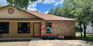 Available July 25: Well Maintained 3/2 Duplex Gallery 3