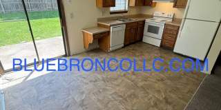 Spacious 2 Bedroom unit for a great price! Gallery 5