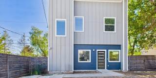 Charming Modern Farmhouse-Style 2-Bed Condo with Private Yard in Austin Gallery 1