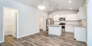 1867 Bluff Ridge Court Gallery 3