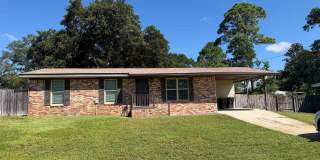 309 NW Cecelia Drive Gallery 1