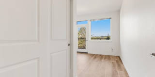 Hermoso View Apartments Gallery 53
