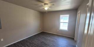 2926 E Cornell Street Gallery 10