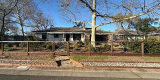 3 Bed / 1.5 Bath | Thornwood Terrace Home Available Now Gallery 1