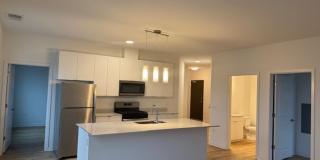 Oak Forest 2BR/2BA | Metra Nearby | Modern Finishes Oak Forest 2BR/2BA | Metra Nearby | Modern Finishes Gallery 12