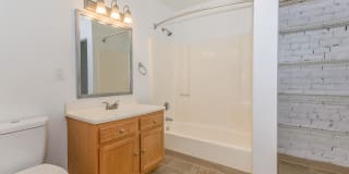 278 Main Street Gallery 28