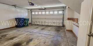 2-Bedroom, 2.5-Bath Townhome in Urbandale with a 2-Car Attached Garage! 2-Bedroom, 2.5-Bath Townhome in Urbandale with a 2-Car Attached Garage! Gallery 17