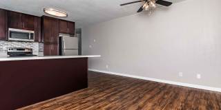 Ladera Woods Gallery 109