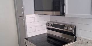 Charming 2BR Duplex in Saint Petersburg Charming 2BR Duplex in Saint Petersburg Gallery 17