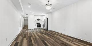 2033 CONTI Street Gallery 4