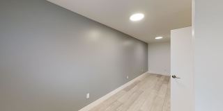 2252 Parker Street Gallery 10