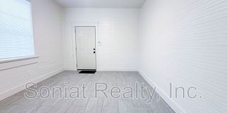 2205 Washington Ave Gallery 10