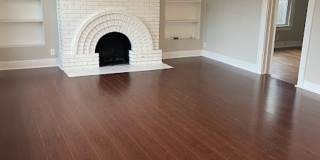 Charming 3 bedroom, 2 bathroom 2-story home in the heart of Guthrie Gallery 4