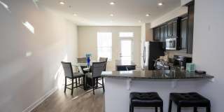 9926 NEW POINTE Drive Gallery 10