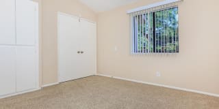 Spring Lakes Apartment Homes Gallery 33