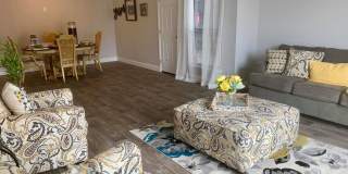 Stoneview Gallery 14