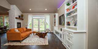 Custom Hillsboro Ranch with Gourmet Kitchen, Dual Fireplaces & Upgraded Finishes! Custom Hillsboro Ranch with Gourmet Kitchen, Dual Fireplaces & Upgraded Finishes! Gallery 5