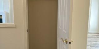3 bedroom 2 bath In The Heart of Eagle Gallery 12