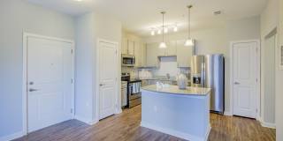 The Reserve at River Place Gallery 11