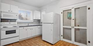 4007 Biddison Lane - 1 Gallery 7