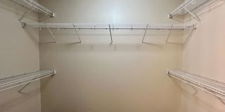 9146 Glen Cove Gallery 15