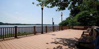 Delaire Landing Gallery 22