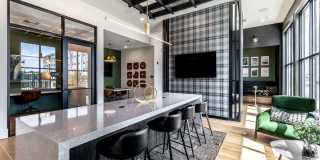 The Edgewater on Lake Fairview Gallery 3