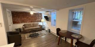 1646 Newton St NW #B Gallery 6