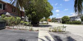 806 NW 41st Court Gallery 4