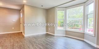 2 Bed, 1 Bath Unit in Triplex on Grant Street in Vancouver Gallery 3