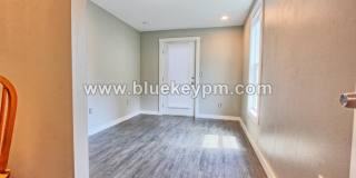 2 Bed, 1 Bath Unit in Triplex on Grant Street in Vancouver Gallery 9