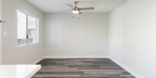 Camelback Cove Apartments Gallery 5
