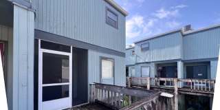 1 bed/1 bath condo in Sparrow - Available Mid-August! Gallery 1