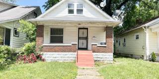 2335 West Lee Street Gallery 1