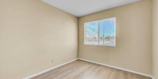N Las Vegas Single Family Home - New Paint and LVP Flooring Gallery 25