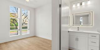 12920 Runway Rd Gallery 14