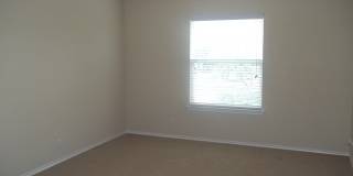 BEAUTIFUL 5 BEDROOM, 3.5 BATHROOM HOME! Gallery 20