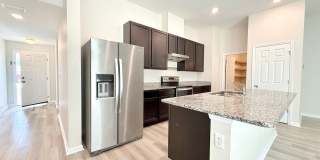 Beautiful 4BR Home with Open Floor Plan & Fully Fenced Backyard Gallery 9